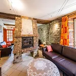 Casa de Férias Forestside Escape For 15 Guests Awenne