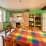 Forestside Escape For 15 Guests Awenne