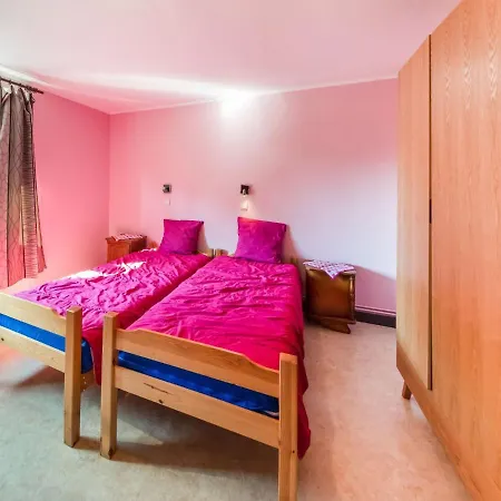 Holiday home Charming In Awenne