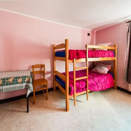 Charming In Holiday home