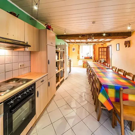 Forestside Escape For 15 Guests Dom wakacyjny