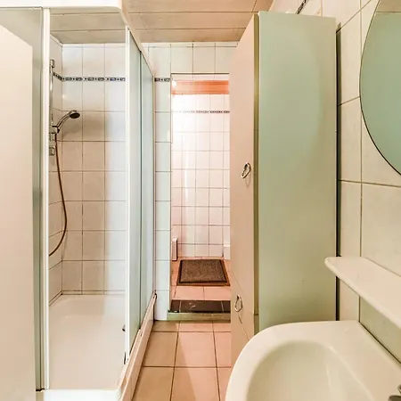 Forestside Escape For 15 Guests * Awenne