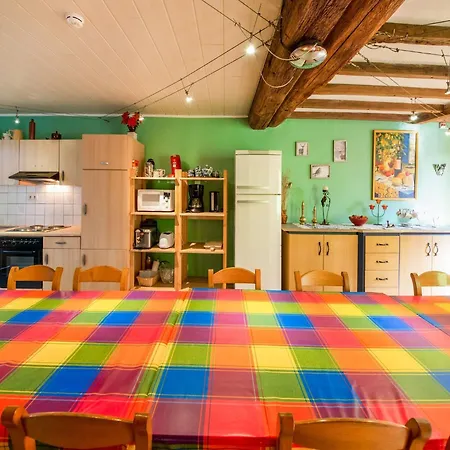 Forestside Escape For 15 Guests Dom wakacyjny *
