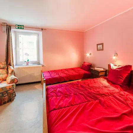 Forestside Escape For 15 Guests Dom wakacyjny Awenne