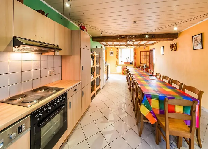 Forestside Escape For 15 Guests בית נופש