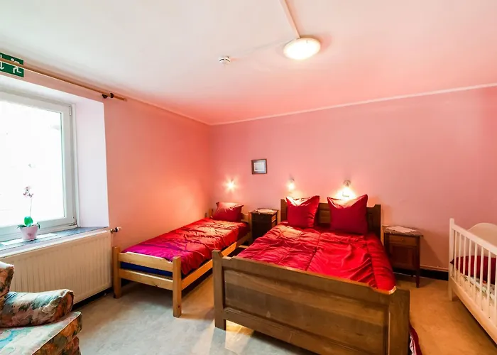 Forestside Escape For 15 Guests Holiday home *