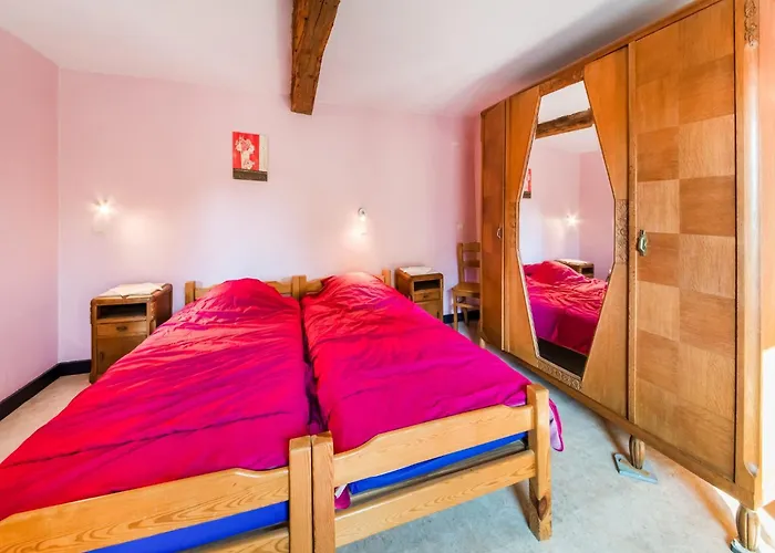 בית נופש Forestside Escape For 15 Guests